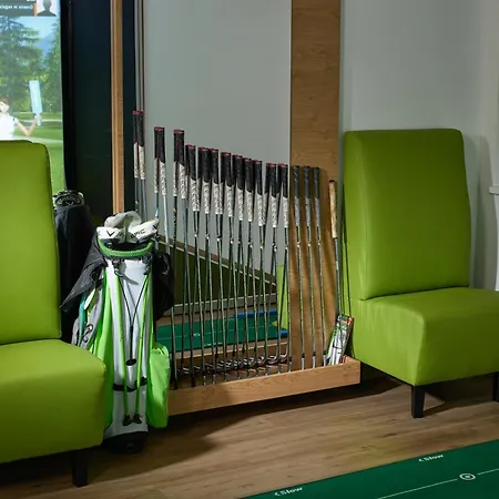 Gmbh冈特拉姆斯多尔夫好客房旅馆 酒店