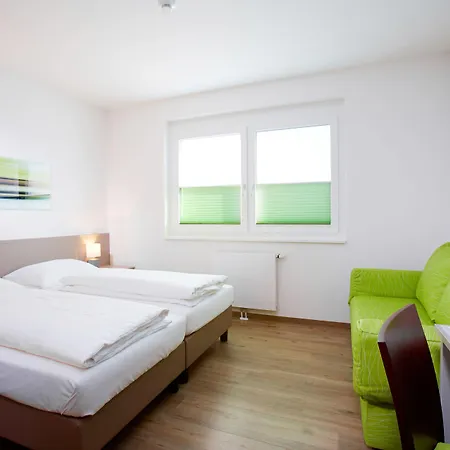 Gmbh冈特拉姆斯多尔夫好客房旅馆 3* 古特兰斯多夫